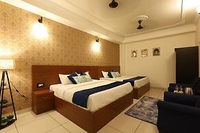 Hotel Ramgarh Palace