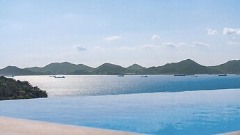 Namhae Glad810 Spa Pool Villa
