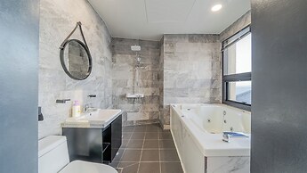 Namhae Glad810 Spa Pool Villa