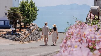 Namhae Glad810 Spa Pool Villa