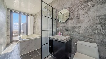 Namhae Glad810 Spa Pool Villa