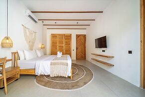 Udara Villa - Tropical Garden Escape