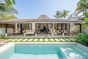 Udara Villa - Tropical Garden Escape