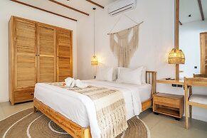 Udara Villa - Tropical Garden Escape