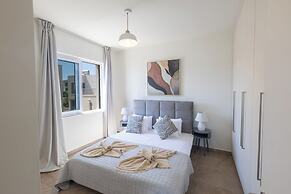 New, 4 Bedroom Villa With Private Pool
