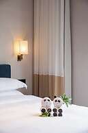 Banyan Retreat  R10 Hotel