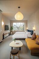 Banyan Retreat  R10 Hotel