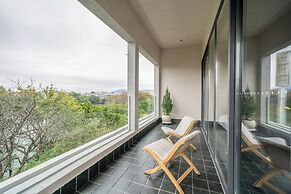 Banyan Retreat  R10 Hotel