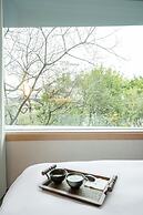 Banyan Retreat  R10 Hotel