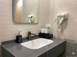 Valoria Premium Hanoi Hotel