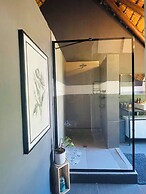 Charming Pet-friendly Apartment in Cape Winelands