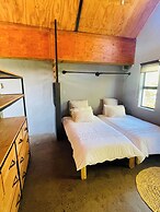 Charming Pet-friendly Apartment in Cape Winelands