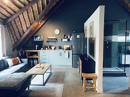 Charming Pet-friendly Apartment in Cape Winelands