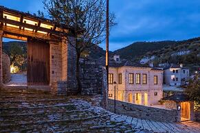 Monopatia Resort