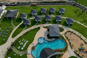 Lore Resorts and conventions