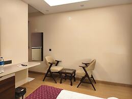Jakk Residency