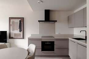 Modern 2BR Apartment in Rotterdam Centre