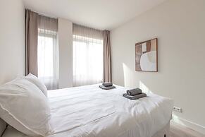 Modern 2BR Apartment in Rotterdam Centre