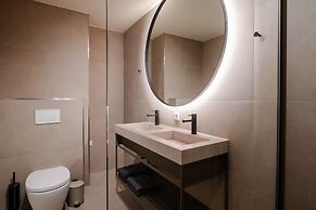 Modern 2BR Apartment in Rotterdam Centre