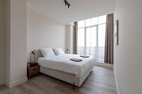 Modern 3BR Apartment in Rotterdam Centre