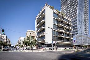 City Rail Pulse Modern Design w Balcony