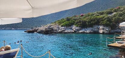 Azure Haven - A Seaside Retreat Surrounded by Nature