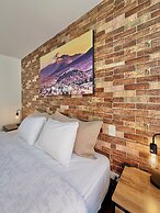 Livorno Suites