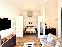 Hideaway Suite