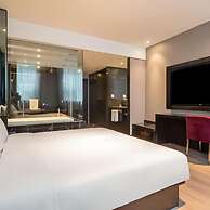 CrystalOrangeShanghaiCaohejing Hotel