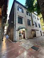 Tetka Guest House