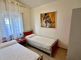 Seafront Flat With Stunning Views