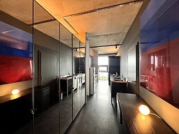 Spacious Artist Studio on the Ocean Front,