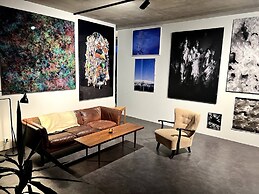 Spacious Artist Studio on the Ocean Front,