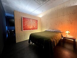 Spacious Artist Studio on the Ocean Front,