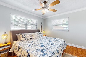 2403 Auburn Dr