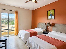 Hotel Valle del Huajucar