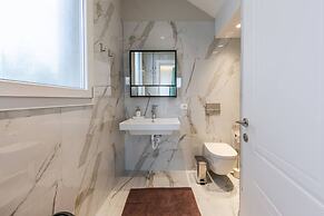 Garden Breeze Stay Villa 1 - Gala Residence