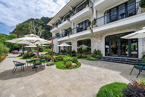 Heritage Charm Hotel Trang An