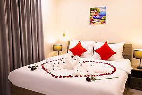 Walk Street Hotel & Apartment