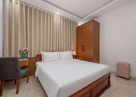 Lumina Star Hotel