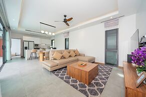 Nicky Harmony 3BR Pool Villa in Bang Tao