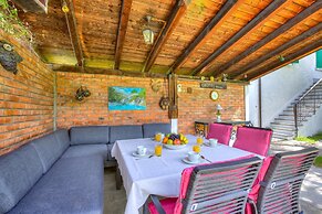 Alfa Garden Villa With Private Pool