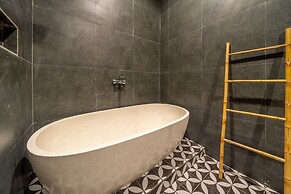 Dasha 2 Villa