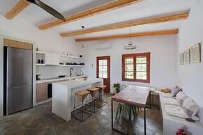Dia View Retreat
