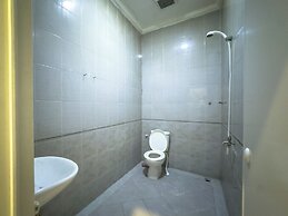 Kamar Pluit Karang