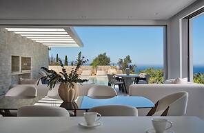 Doci Kelios Villa with heated pool