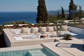 Doci Kelios Villa with heated pool
