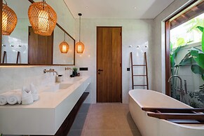 Apura Villa by Betterplace