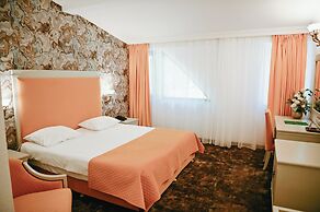 Hotel La Castel Iasi