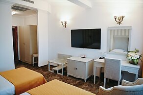 Hotel La Castel Iasi